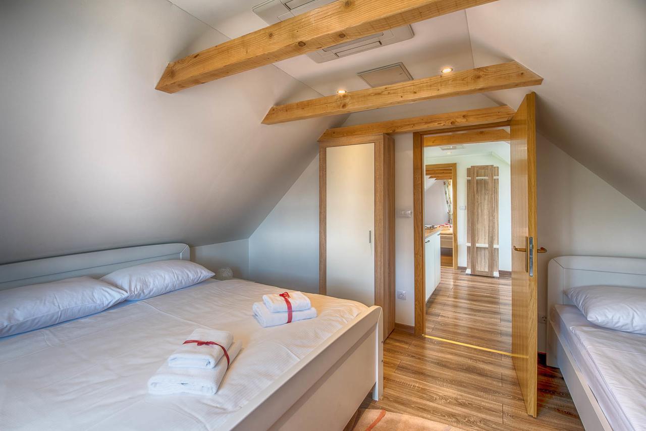 Hotel Srakovcic Heart Of Nature Ribnik Екстер'єр фото