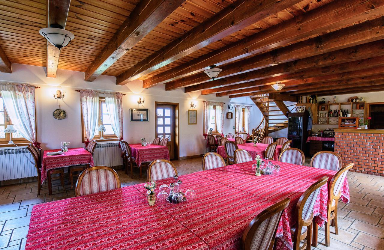 Hotel Srakovcic Heart Of Nature Ribnik Екстер'єр фото