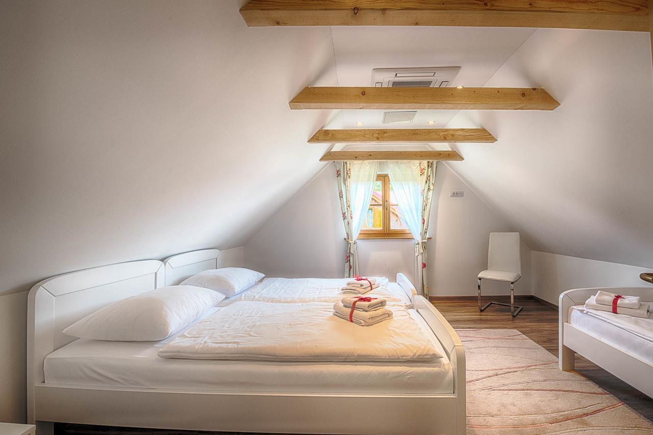 Hotel Srakovcic Heart Of Nature Ribnik Екстер'єр фото